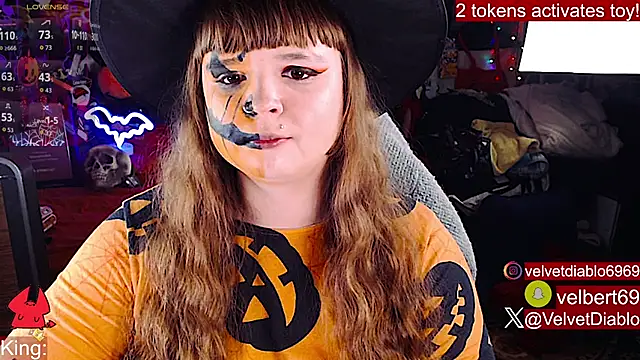 VelvetDiablo - Can I use your face as a seat?