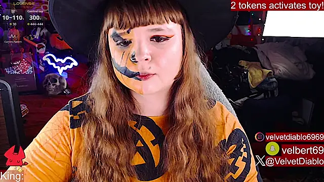 VelvetDiablo - Can I use your face as a seat?