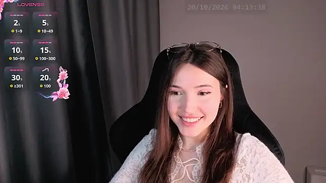 Ginsyha - I will tease you with my bra