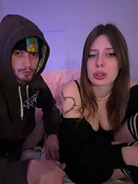 Chaos_and_cream - Lick her Pussy +1min 😋 LT Gets Boob Pic