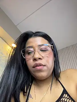 Marianna_uzcategui - 2 min control domi + creamycumm