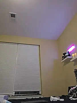 AmethystFoxx - Stretch ass with thickest realistic dild