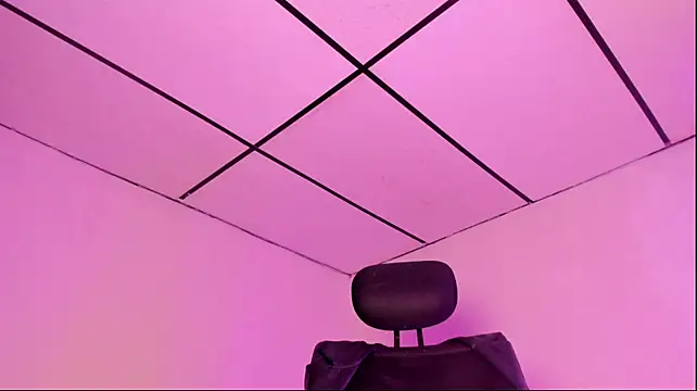 Abby_Redd - Finger ass & plug anal