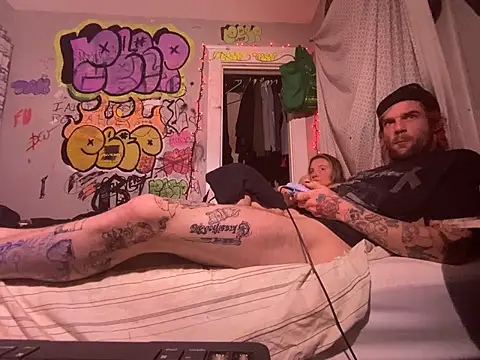 Gothgirlplzty - Pay rent and flash neighbours outside ;)