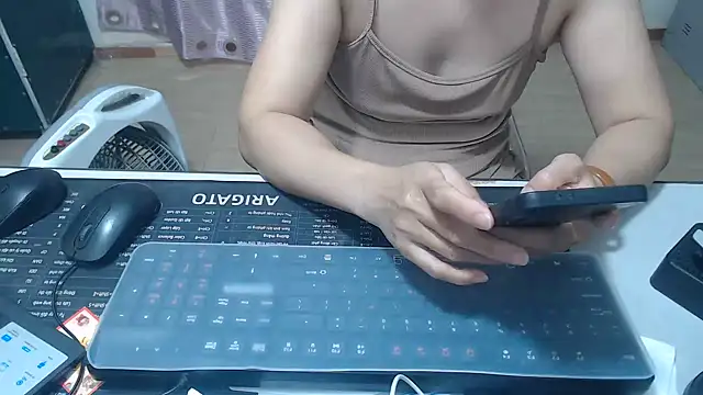 Mela889