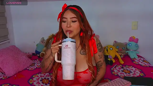 Tetonic_04 - dildo between my tits 🤪🤪