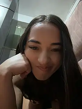 HollyAngel2 - Show ass 🥵🥵🥵🍑🍑🍑