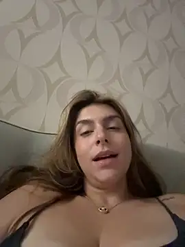 BarbieHotBrazil - Dedo no cu ao vivo
