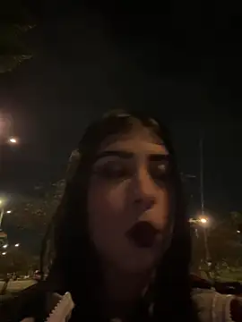 -Brittanny - FLASH TITS IN PUBLIC