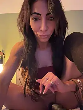 YasmineRiva - 🐈🍌Gode ta pussy + LT 🎁