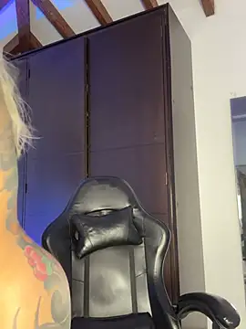Eva_Jagger - riding and bouncing