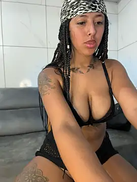 Maricba2 - SHOW BOOBS + SUCK TITIS🔥🔥