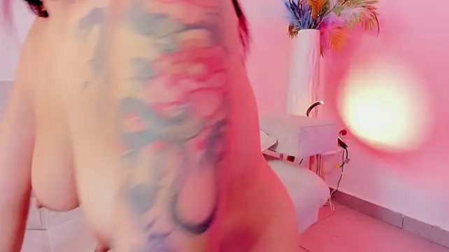 Its_Valery - Ice Tease / Nipple and pussy play with
