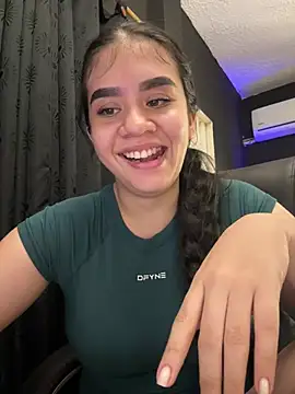 Alhaana_ - FINGERS WET PUSSY!!