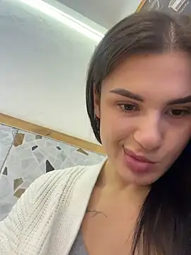MiraReach - Pussy massage 🩷 in cafe