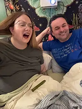 Thatcutegirlwtheglasses - oil bewbies