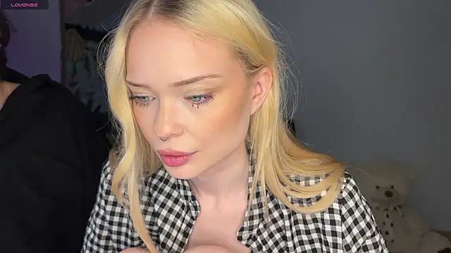 Dollfromvenus - blowjob and deepthroat