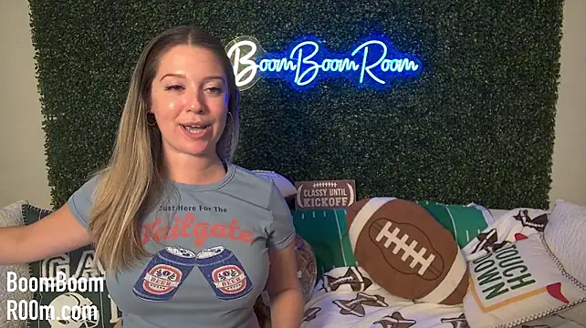 Boomboomr00m - Naked Oil Show