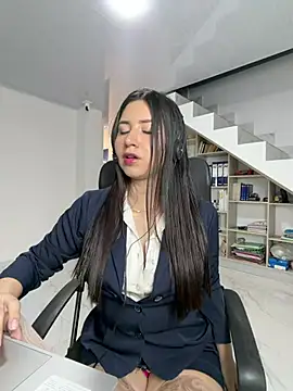 VAL_PRINCESS - Big squirt sexy secretary 🔥✨