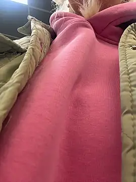 MerlinDave - Finger pussy/naked ✌️🤫🤤