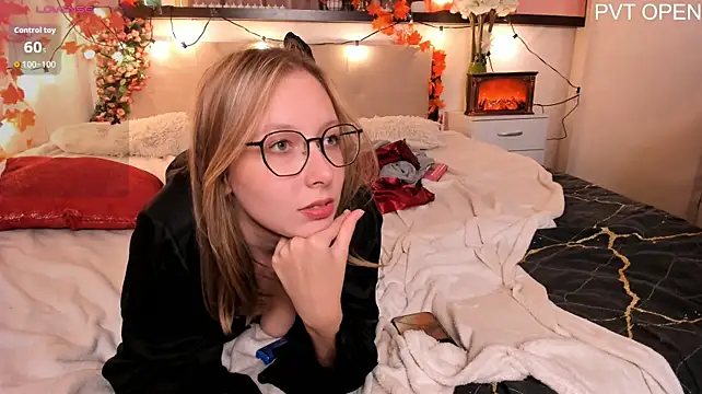 Sweety_Love4u - Show ass closely