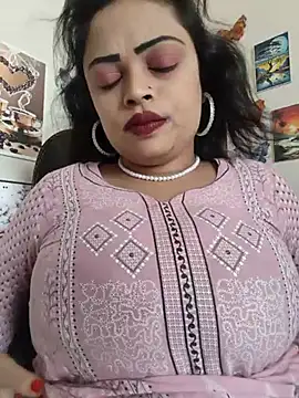 Pinky-2 - Oiling My Sexy Pussy Hole