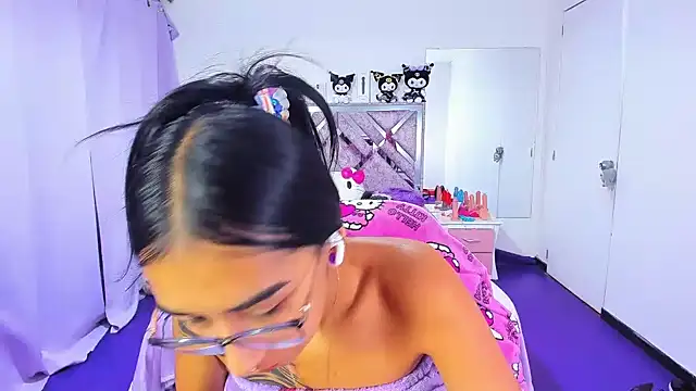 Valery_taylor_1 - SHOW ASS OIL