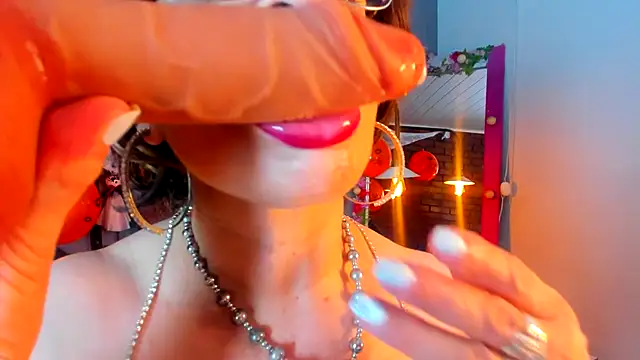 Samantha_mature56 - 😍Write name in boobs + 30 sec toy💋
