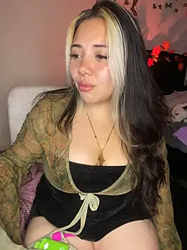 Paulette_Blanche - OIL SHOW IN BOOBS