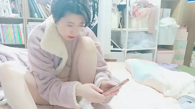 Morikawa_sayaka - ショーツ脱衣