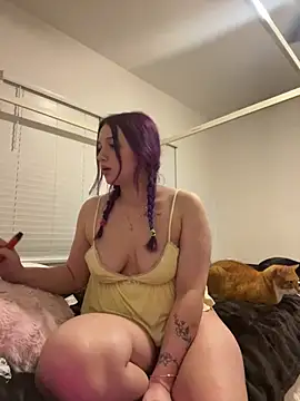 ErikaLuvX - rub lotion all on body naked🥵