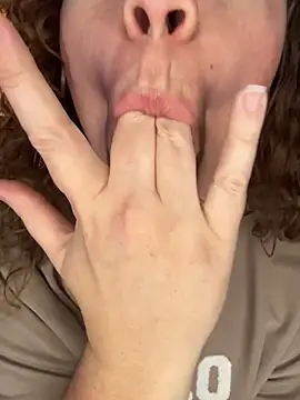 MistyNights - Finger pussy:over camera