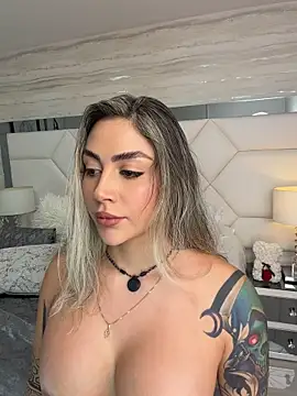 Miacoleman_ - dildo play in missionary x5min