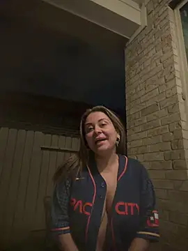 Roxxanne3333 - dildo play