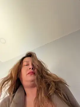 IAmScarlettLove - 😈 Two holes & One Ocean Squirt 💦