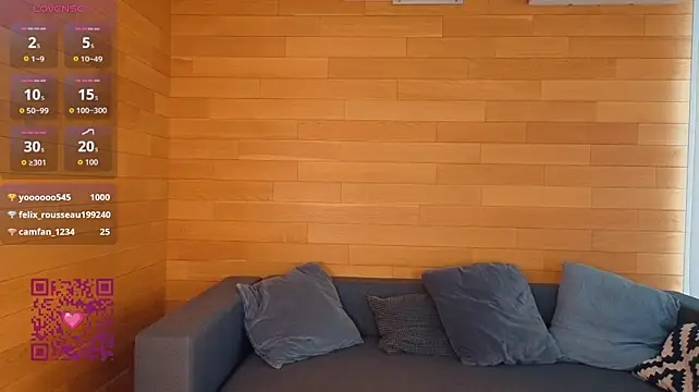 AntonelaAmeli - i know you love it - jumping boobs
