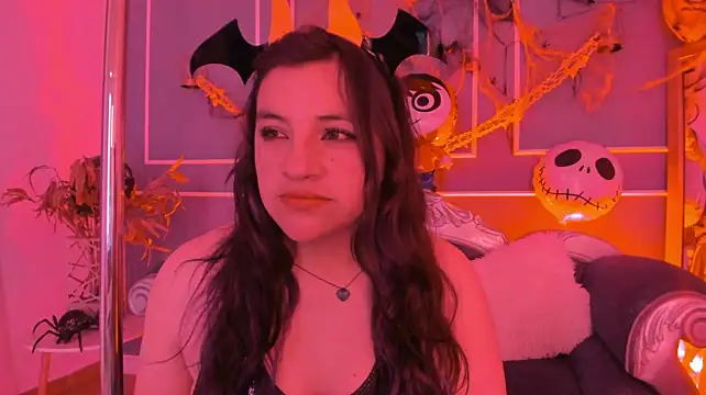 TaraTaylorr - moan pleasure 😈