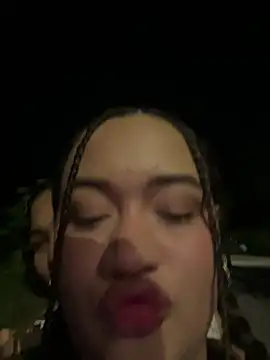 Dakota_JE - 🔥Flash tits both girls 🔥
