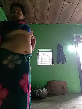 Manavi_x