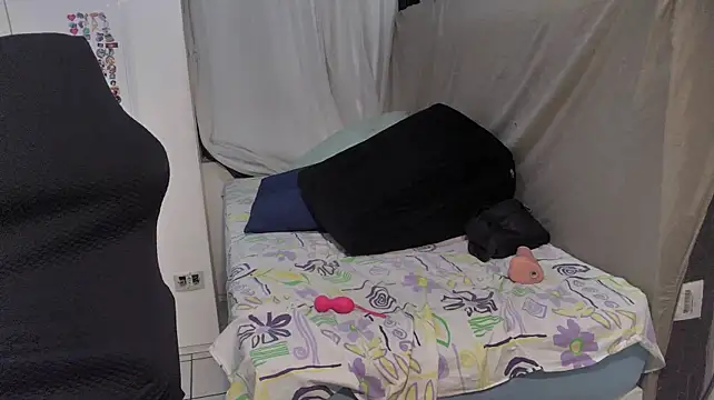 Raposinharabuda - Óleo de coco dentro da buceta 🔥😈🥳