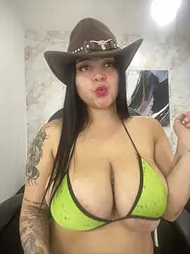 Anhii_Ruiz - oil in my body
