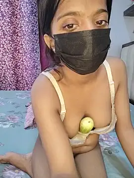 Mini-cutie - Boobs and oil show
