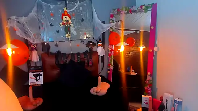Samantha_mature56 - 😍Write name in boobs + 30 sec toy💋