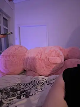 Chaos_and_cream - Lick her Pussy +1min 😋 LT Gets Boob Pic