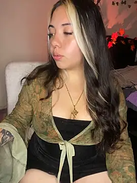 Paulette_Blanche - OIL SHOW IN BOOBS