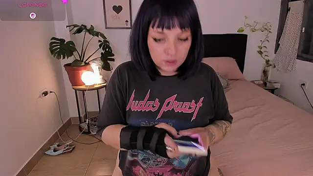 Sophia_goth - ♡ ♡ ​fav ​6/16/​66/​160! ♡ ​spank ​25 ♡