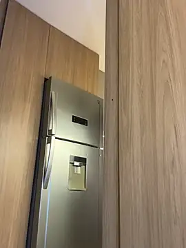 Katee_Jones - Deepthroat dildo against the door