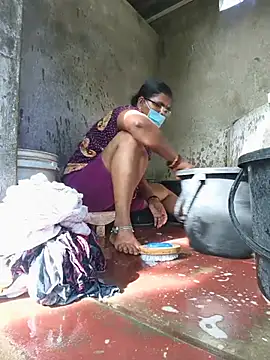 Tamilselviroja- - 🥰 full body oil massage 😍