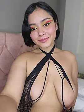 Zoe_love18 - Deep throat show saliva + show tits