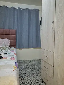 Victoria_722 - DOMI INSIDE DEEP + FINGER IN MY ASS😈